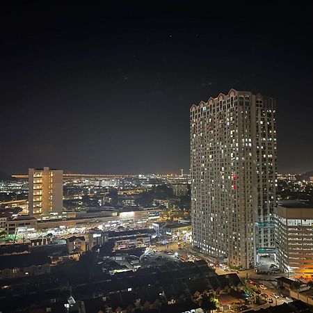 New 6Pax Soho Near Usm & Spice Arena & Airport Apartment Bayan Lepas Exterior photo