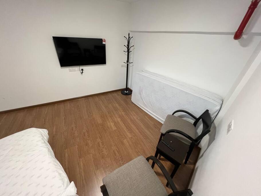 New 6Pax Soho Near Usm & Spice Arena & Airport Apartment Bayan Lepas Exterior photo